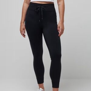 Travis Mathew Leggings - size S